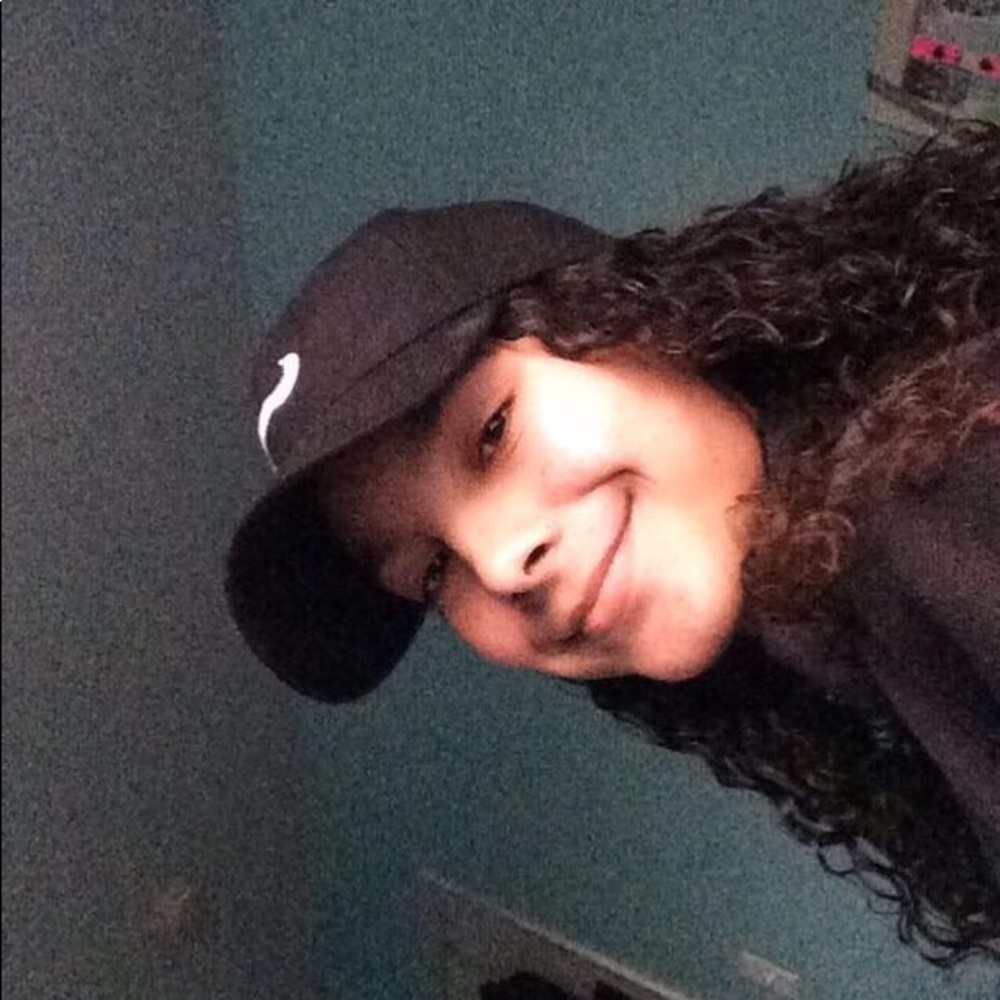 Meet your Posher, Madi